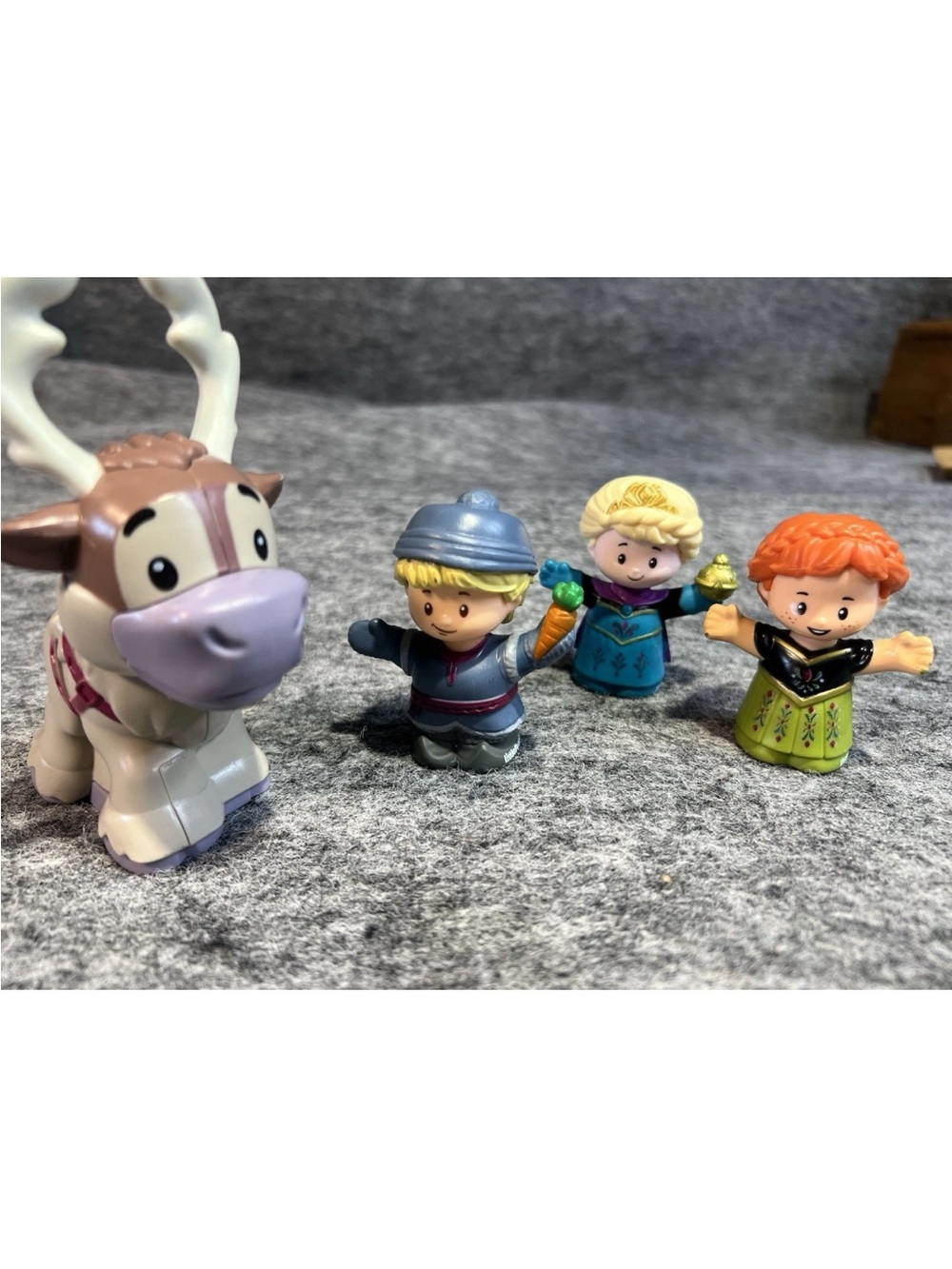 DISNEY FROZEN little people lot of four anna elsa and more